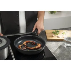 ZWILLING Bratpfanne 24 cm, Aluminium, Schwarz