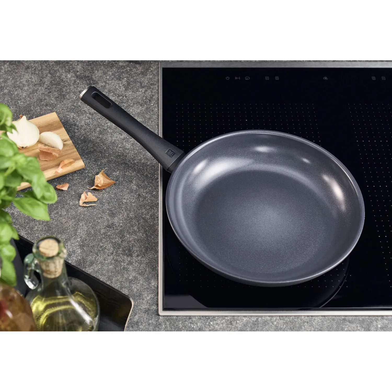 ZWILLING Bratpfanne, 20 cm, Aluminium, Titanverstärkte keramische Antihaftbeschichtung