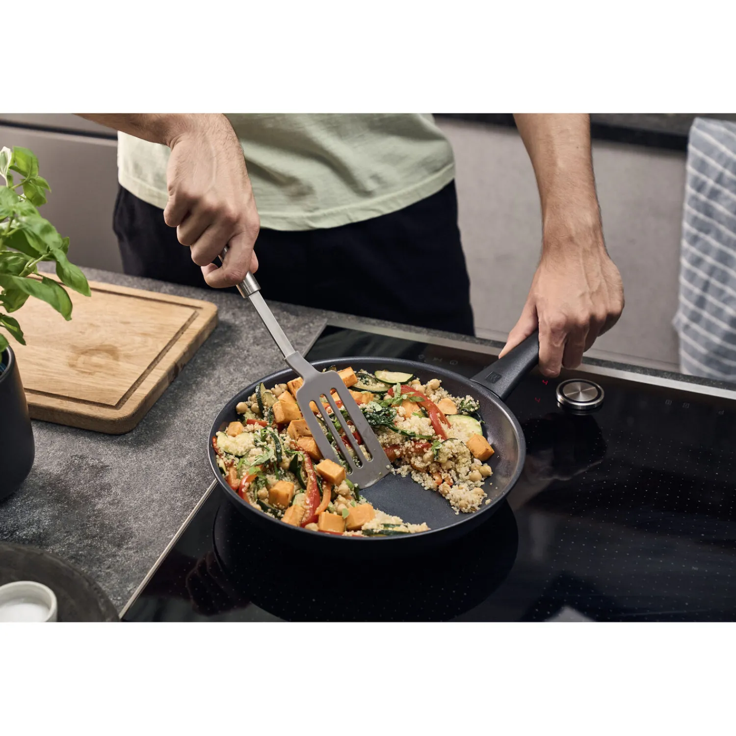 ZWILLING Bratpfanne, 20 cm, Aluminium, Titanverstärkte keramische Antihaftbeschichtung
