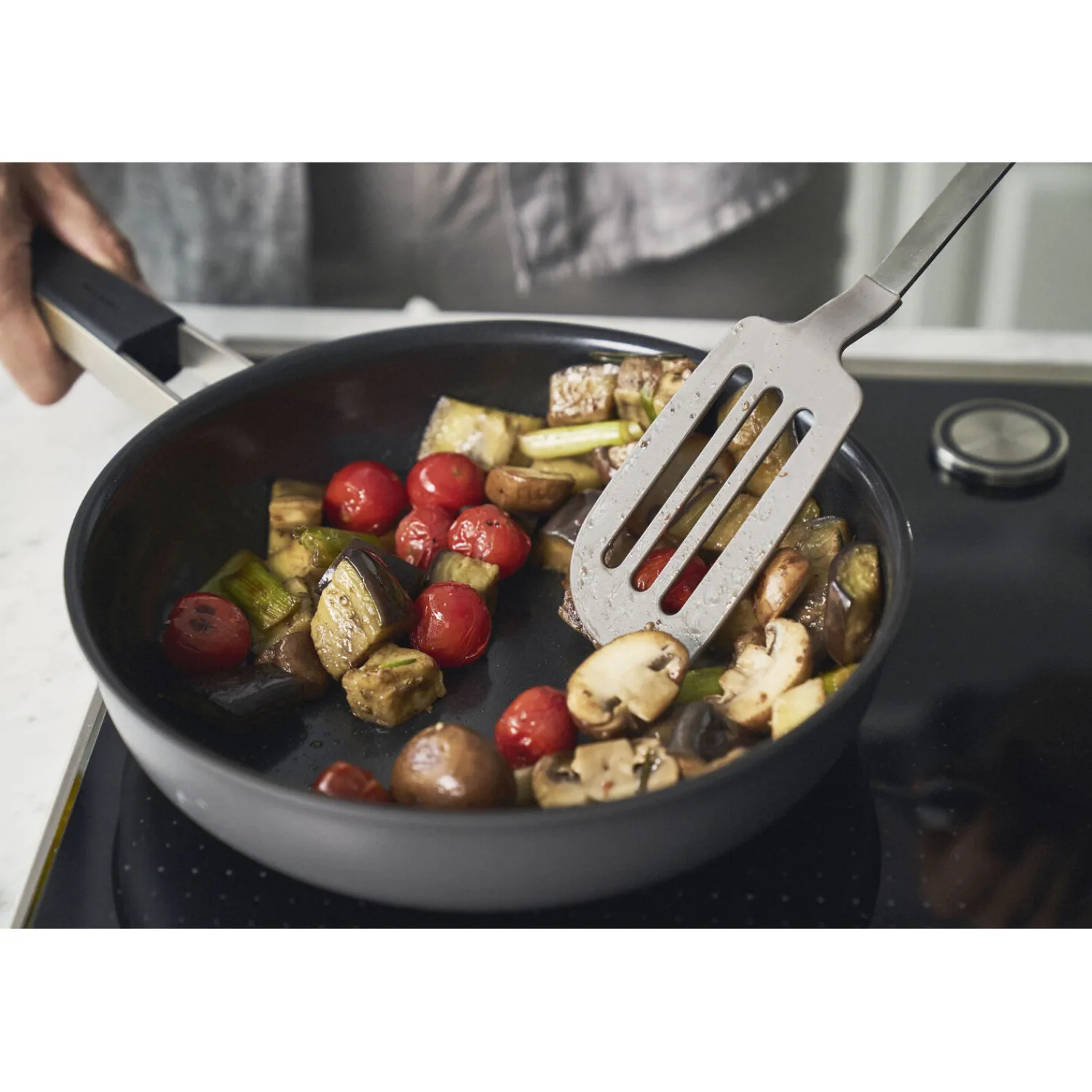 ZWILLING Bratpfanne, 28 cm, 18/10 Edelstahl, Keramische Antihaftbeschichtung