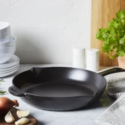 Staub Bratpfanne 26 cm, rund, , Gusseisen