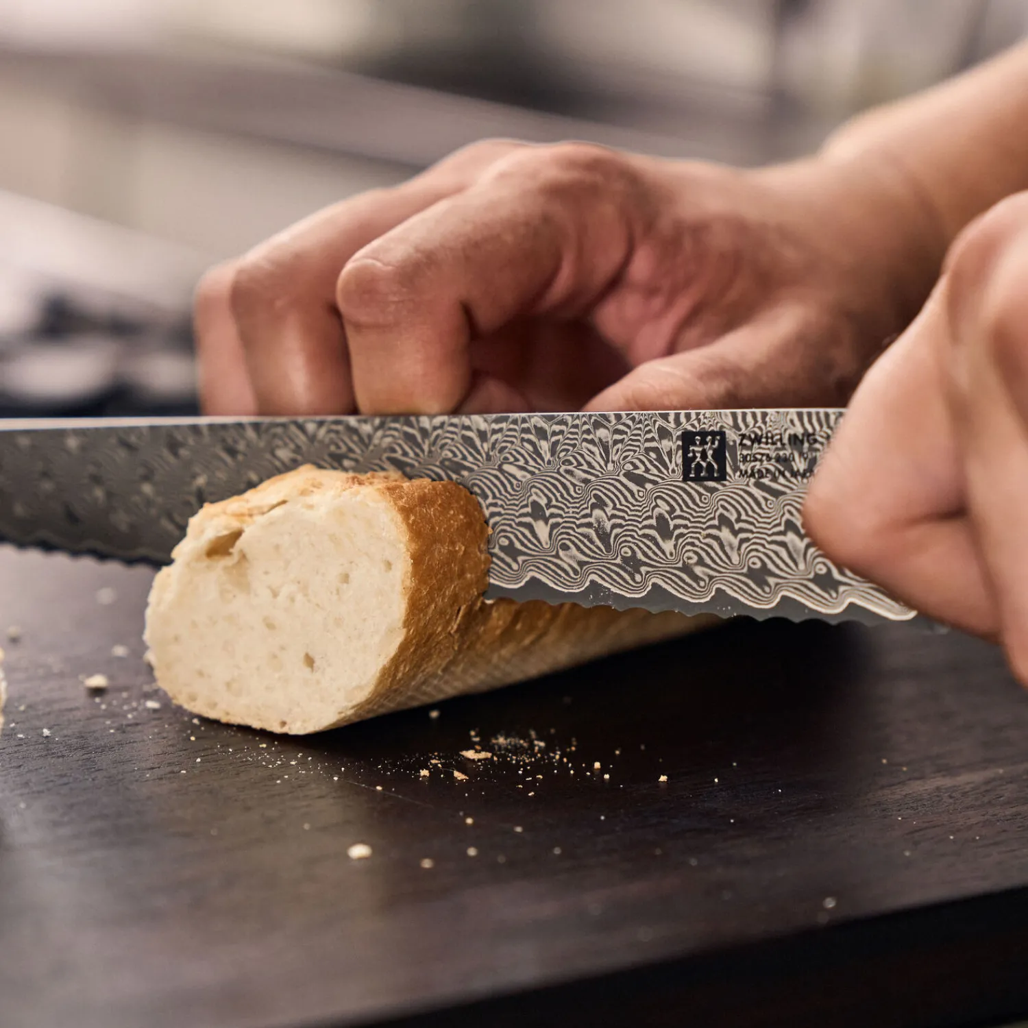 ZWILLING Brotmesser 23 cm, Wellenschliff