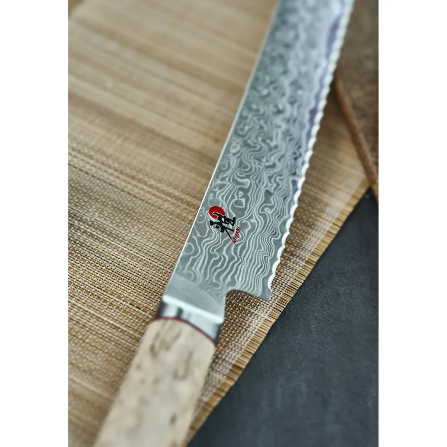 MIYABI Brotmesser 23 cm, Wellenschliff