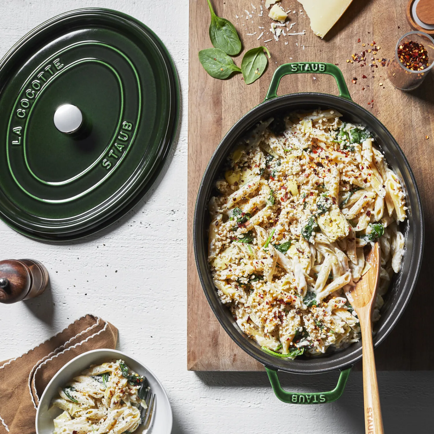 Staub Cocotte 31 cm, oval, , Gusseisen