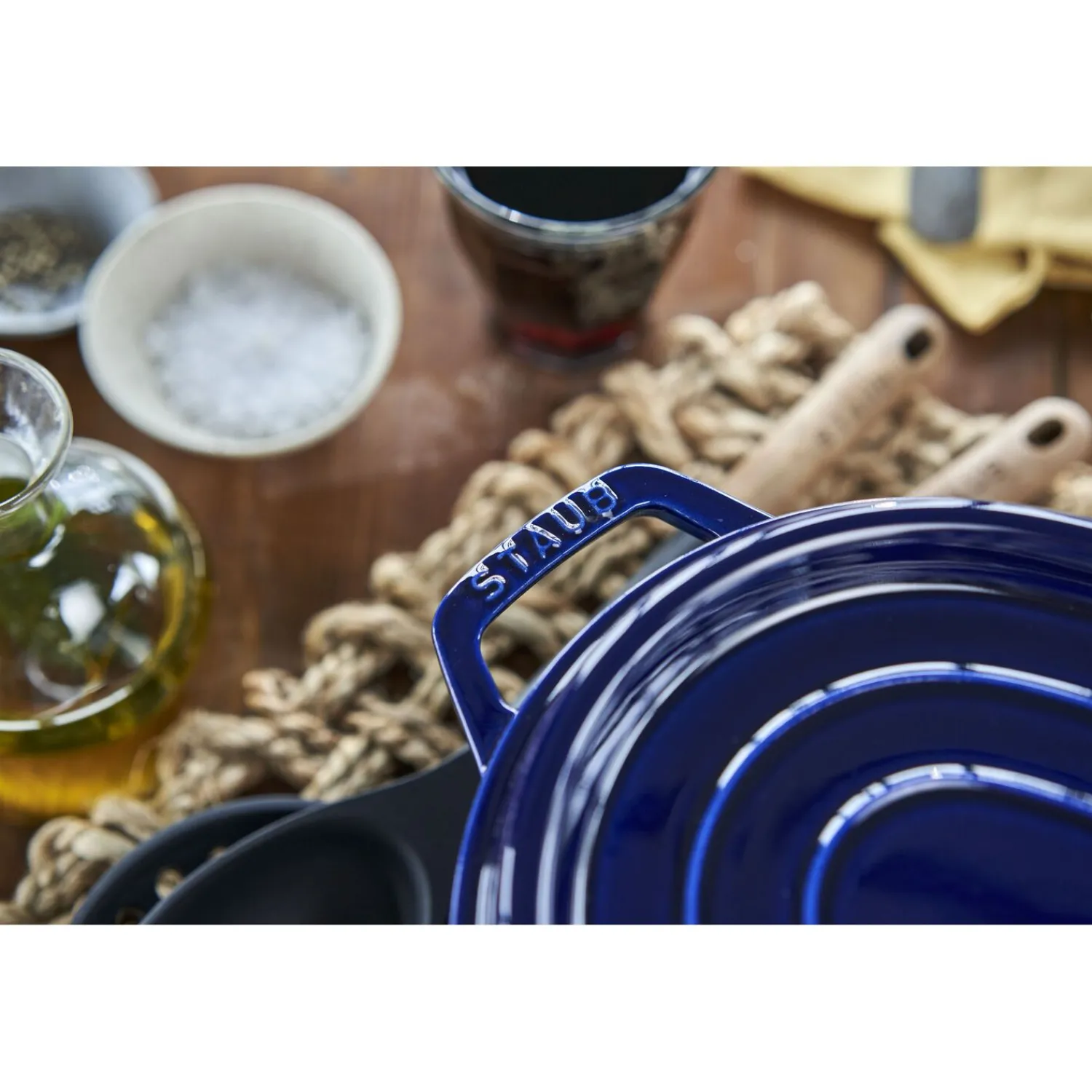 Staub Cocotte 33 cm, oval, , Gusseisen