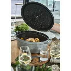 Staub Cocotte 37 cm, oval, , Gusseisen