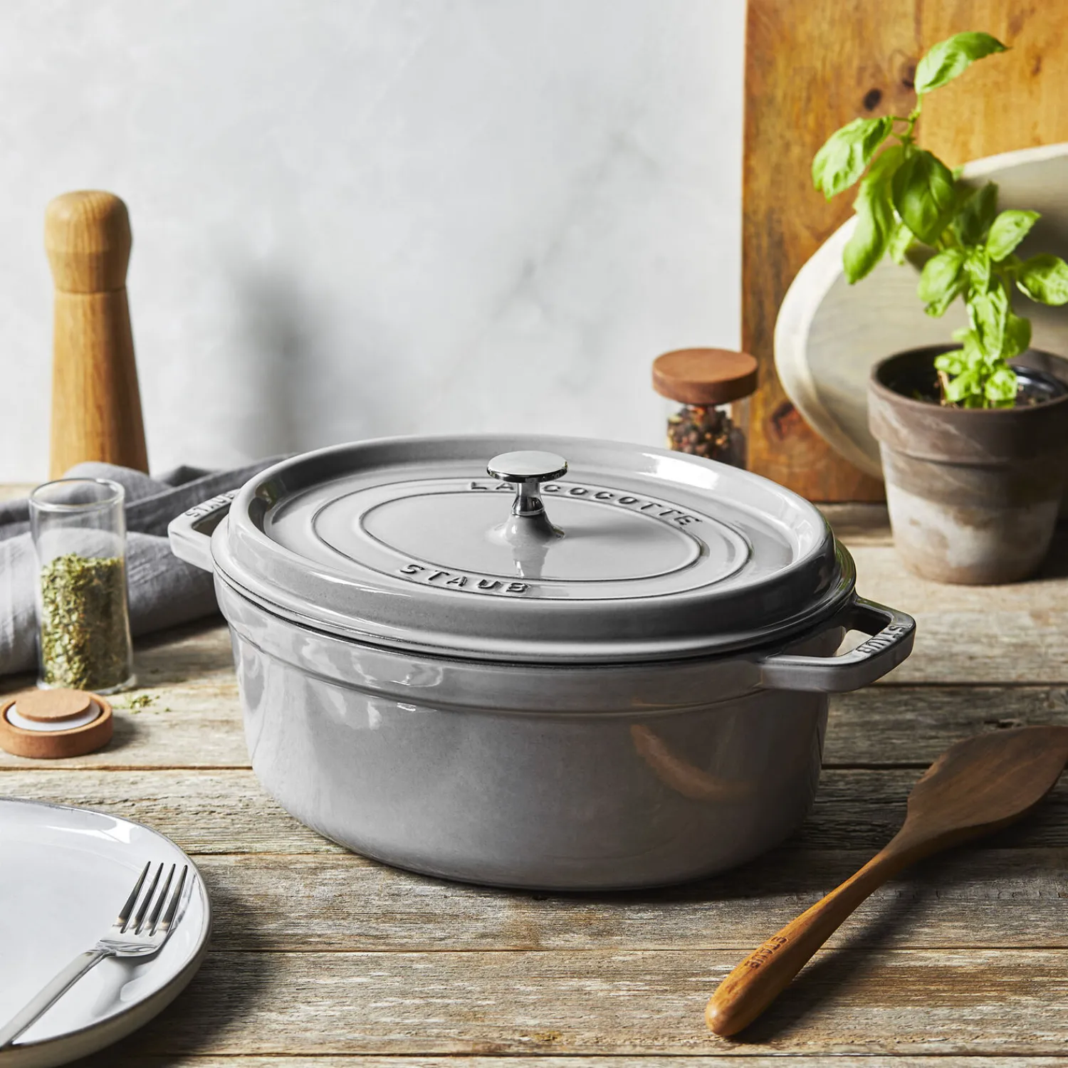 Staub Cocotte 31 cm, oval, , Gusseisen