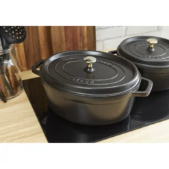 Staub Cocotte 27 cm, oval, , Gusseisen