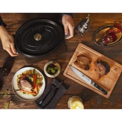 Staub Cocotte 33 cm, oval, , Gusseisen
