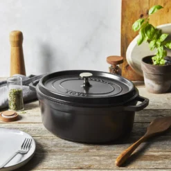 Staub Cocotte 31 cm, oval, , Gusseisen