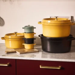 Staub Cocotte 24 cm, rund, , Gusseisen