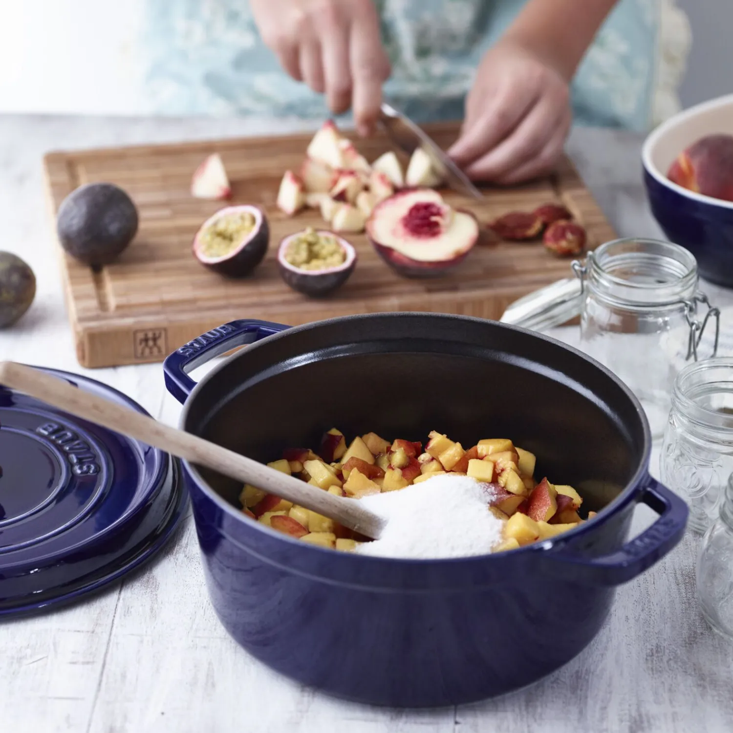 Staub Cocotte 24 cm, rund, , Gusseisen