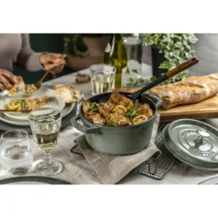 Staub Cocotte 20 cm, rund, , Gusseisen