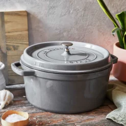 Staub Cocotte 30 cm, rund, , Gusseisen