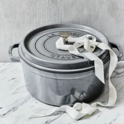 Staub Cocotte 24 cm, rund, , Gusseisen