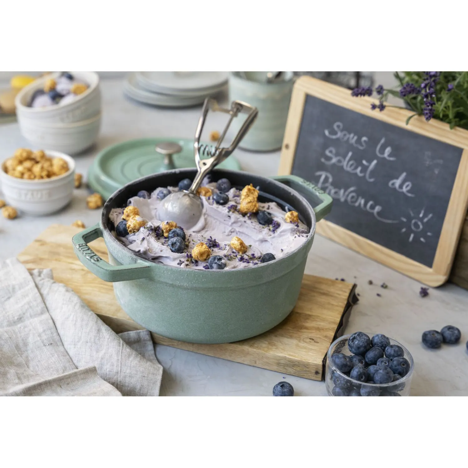Staub Cocotte 18 cm, rund, , Gusseisen