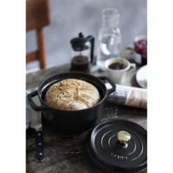 Staub Cocotte 18 cm, rund, , Gusseisen