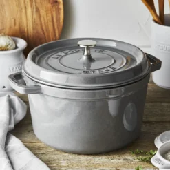 Staub Cocotte tief 24 cm, rund, , Gusseisen