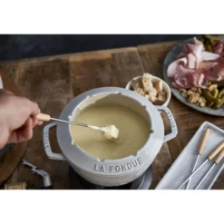 Staub Fondue Set Gebirge 20 cm, rund, , Gusseisen