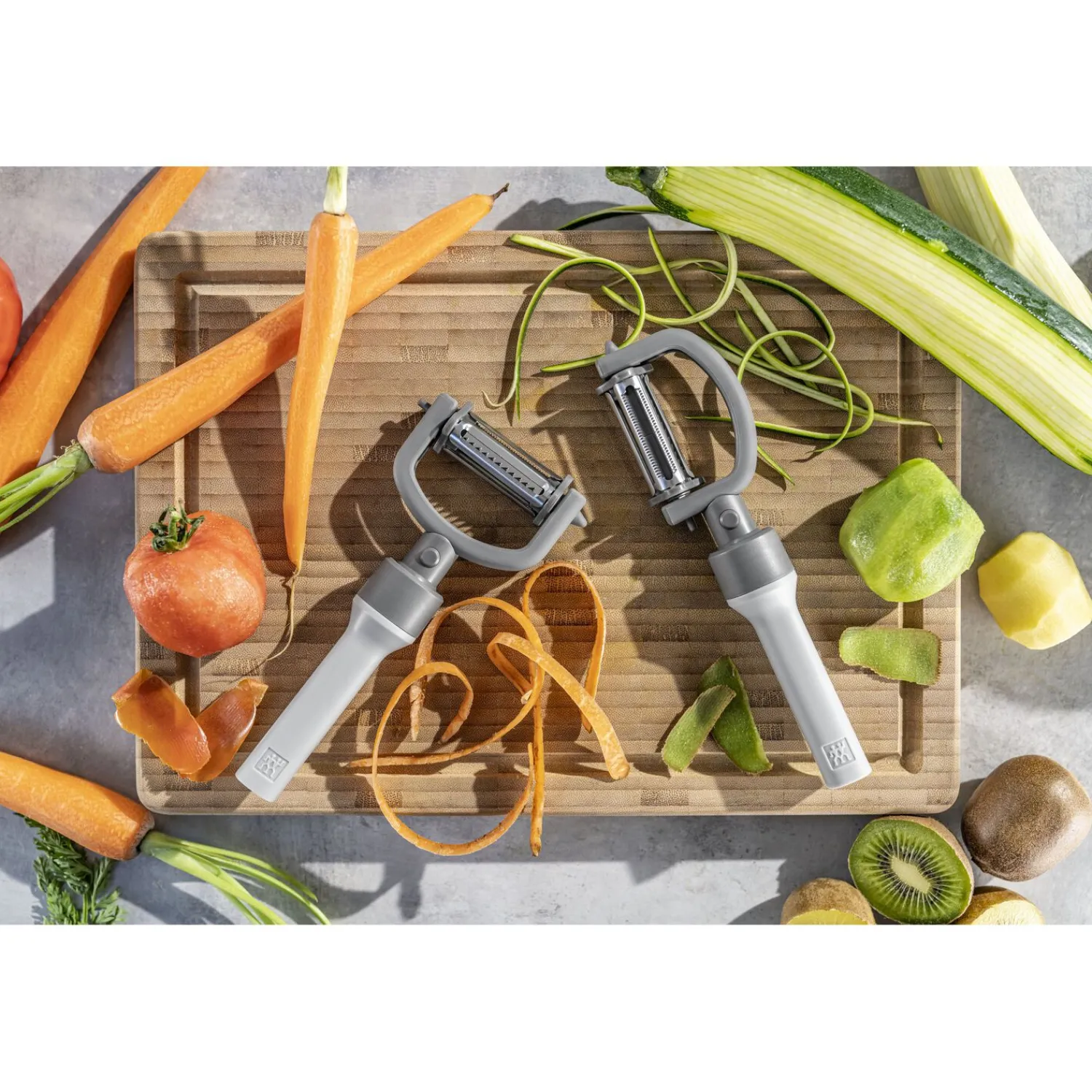 ZWILLING 5-in-1 Sparschäler, Grau