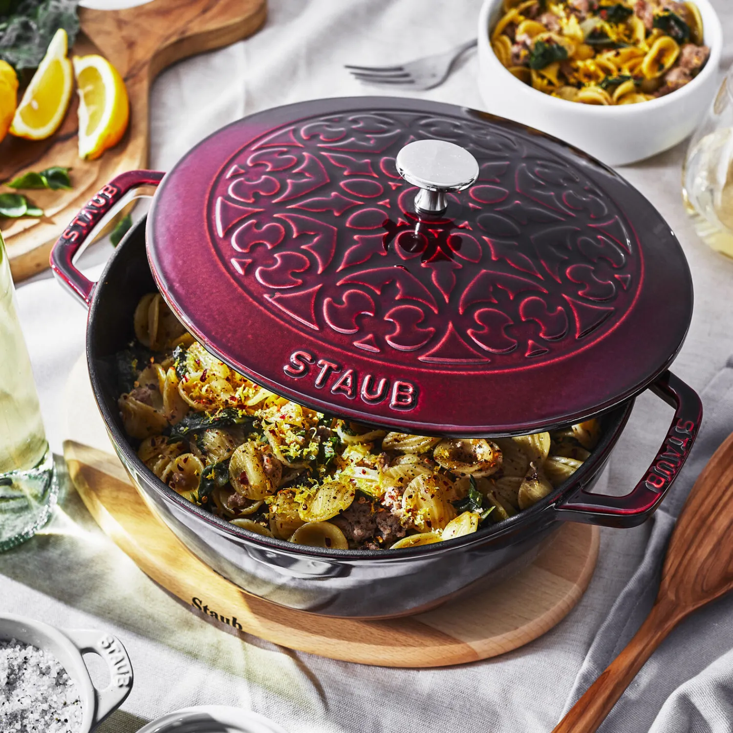 Staub La Marmite Lilie 24 cm, Gusseisen