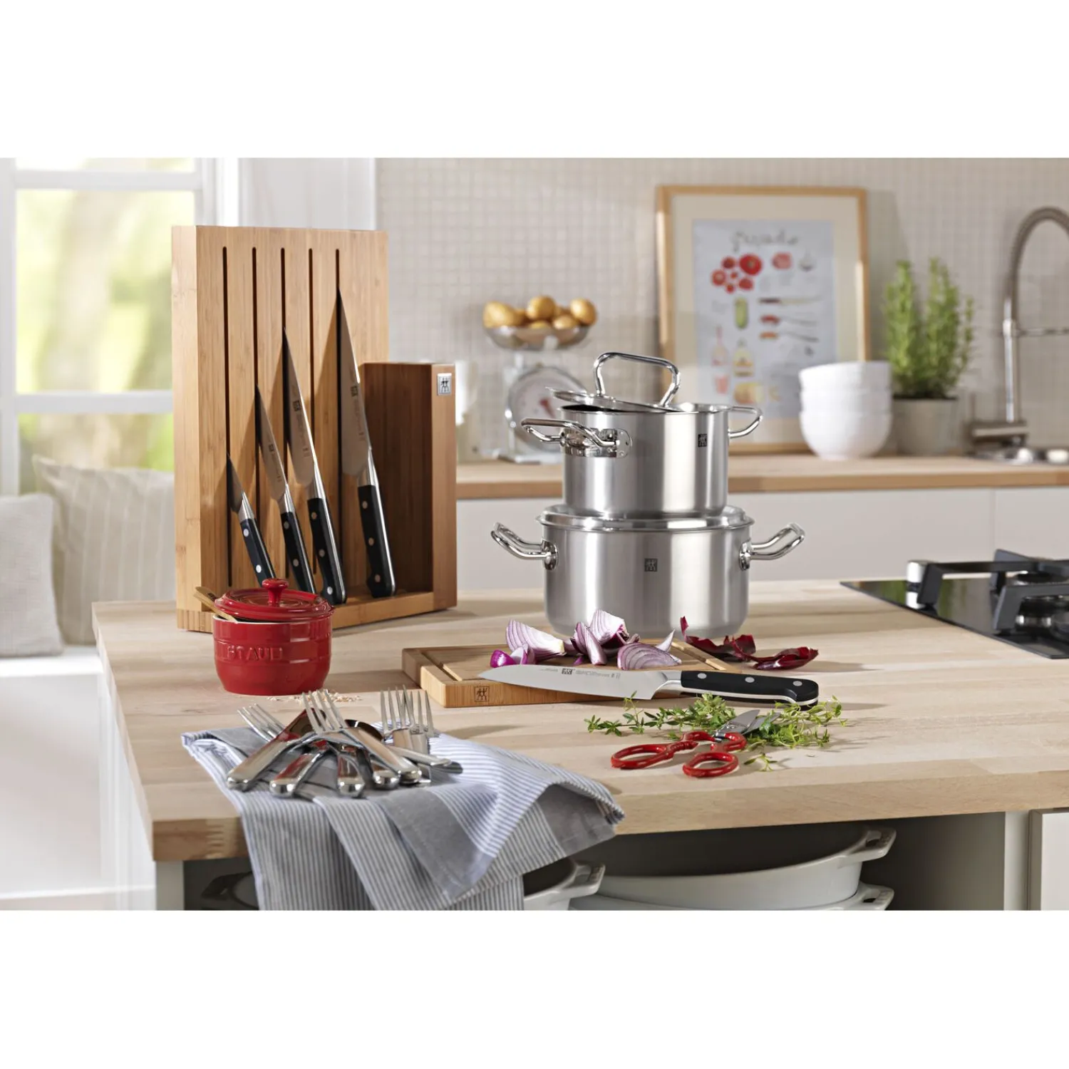 Staub Salzfass 250 ml, Kirsch-Rot, Keramik