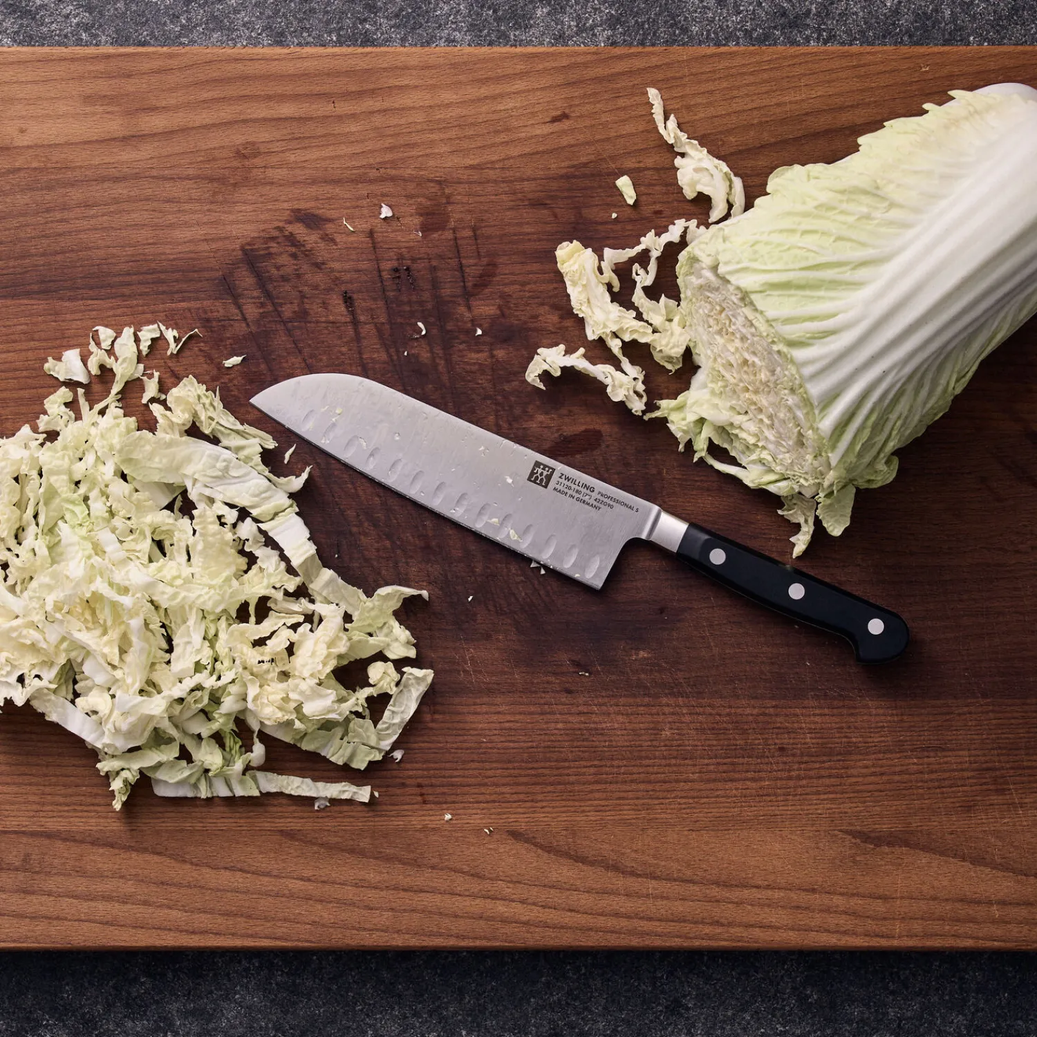 ZWILLING Santokumesser 18 cm, Kullenschliff