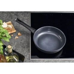 ZWILLING Schmorpfanne, 24 cm, Aluminium, Titanverstärkte keramische Antihaftbeschichtung