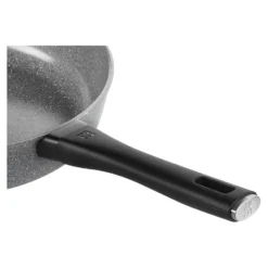 ZWILLING Schmorpfanne mit Glasdeckel, 28 cm, Aluminium, Titanverstärkte keramische Antihaftbeschichtung