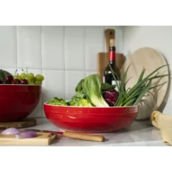 ZWILLING Schüssel-Set mit Vakuumpumpe und -deckeln, 18 cm/ 24 cm/ 5-tlg., Kirschrot/ Weiß, Keramik