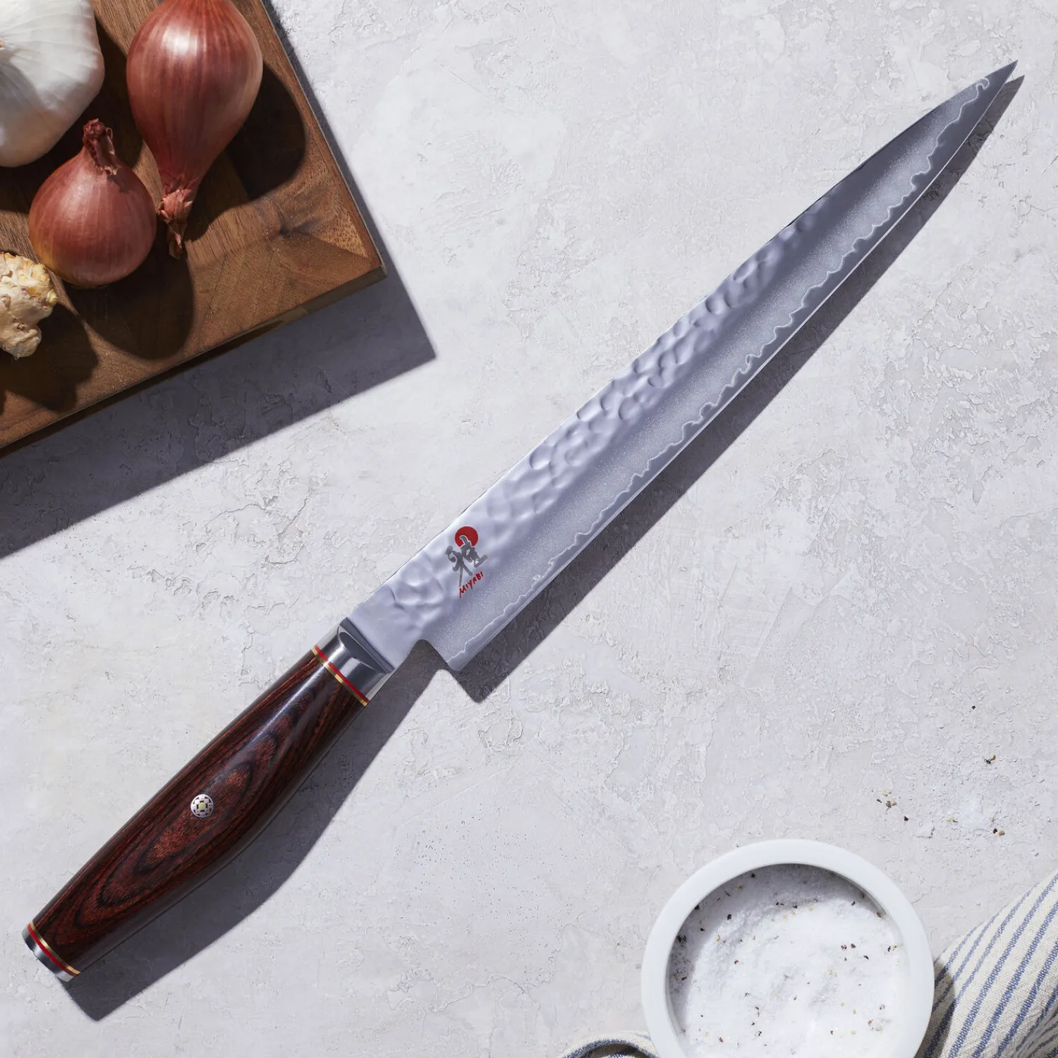 MIYABI Sujihiki 24 cm, Pakka Holz
