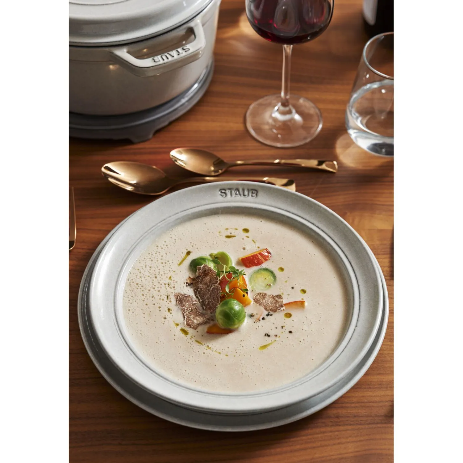 Staub Teller 24 cm, rund, Weisser Trüffel, Keramik