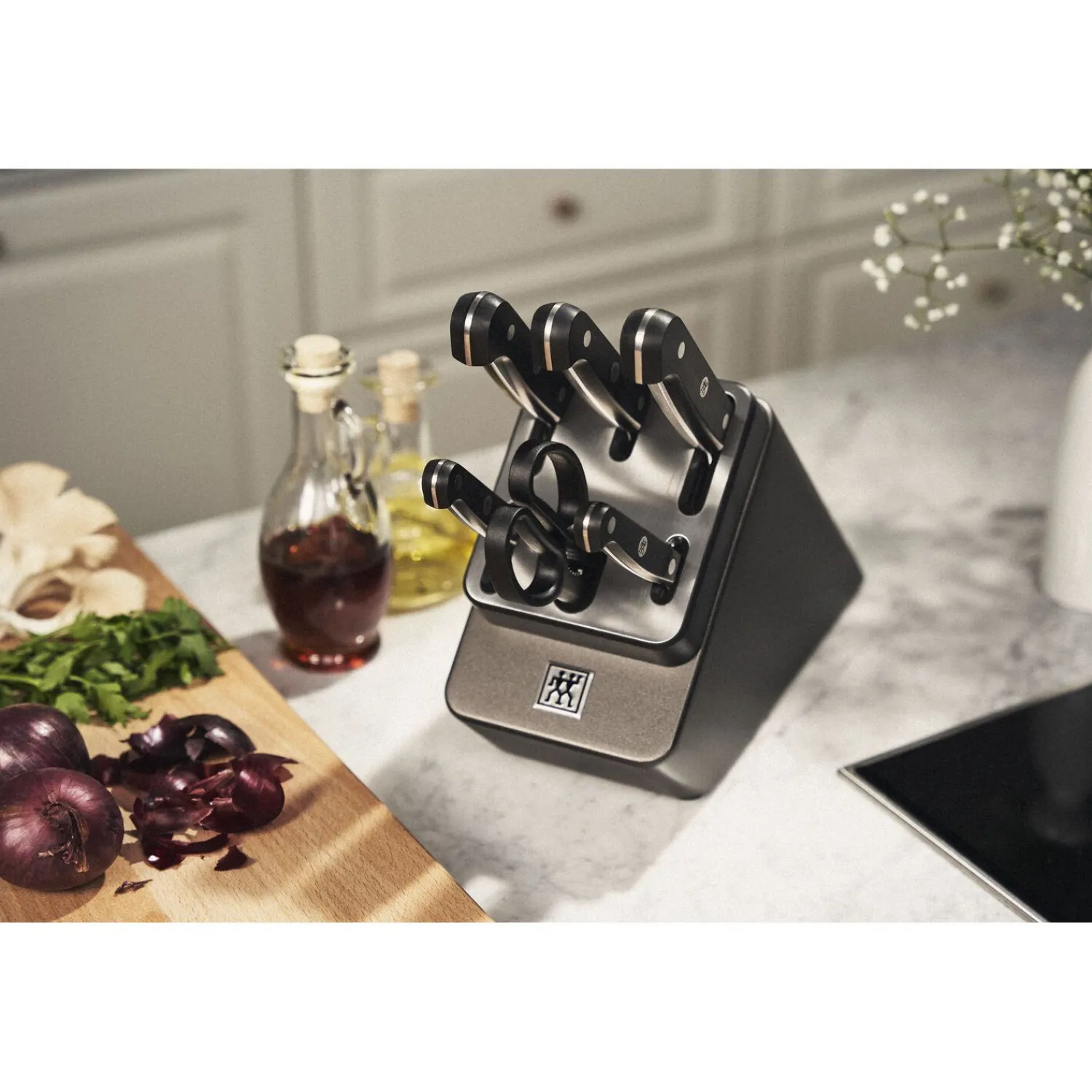ZWILLING 7-tlg, Selbstschärfender Messerblock,